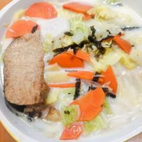 Take away sliced fish bee hoon soup at D'Life Signature 蔬品軒 - Chinatown Pt in Central Singapore