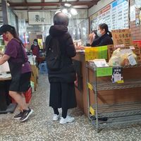 Store front at YuanHe Vegetarian Hotpot - 圓和素鍋 in Taipei