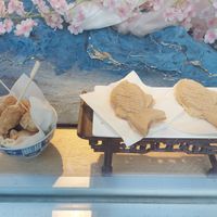 The display shows 2 different sizes at Bing Go in Dusseldorf