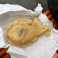 Veganer Waffel-Fisch mit Lotus-creme-Füllung.   at Bing Go in Dusseldorf