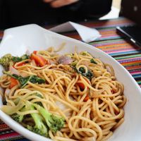 Tallarines con verduras saltadas #Veganuary at Menu Land in Huanchaco