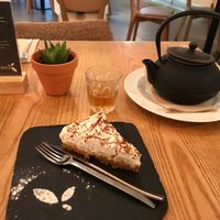 Banoffee & kukicha tea at DaTerra - Matosinhos in Matosinhos