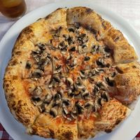 Funghi pizza  at SpaccaNapoli Porto in Porto