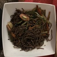 Yakisoba noodle bowl #Veganuary at Guelosushi in Liberia