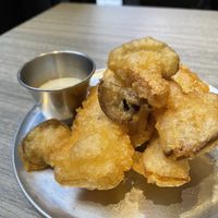 Deep fried mushroom   at Cutting Onions in Kowloon