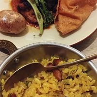 Tikka Masala - it looks really nice, but actually tastes a bit average to me. Somehow, there is a lot of spice, yet bland at the same time... at Nectar in Hong Kong Island