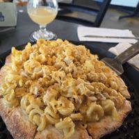 Mac and Cheese Pizza at Pig Minds Brewing in Machesney Park