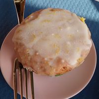 Lemon and poppyseed muffin (from the specials board) at Bij Fleur in Torrox Costa
