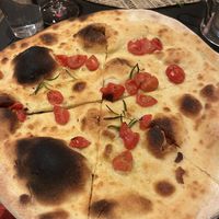 Starter pizza thing   at L'Osteria in Vienna