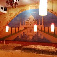 Decor at Restaurant Taj Mahal in Salzburg