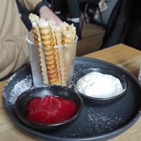 WAFFEL POMMES ROT-WEISS at VRÜH - All Day Breakfast in Dortmund