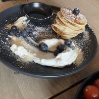 White Velvet Blueberry Pancakes  at VRÜH - All Day Breakfast in Dortmund