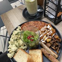 Vegan english breakfastt  at VRÜH - All Day Breakfast in Dortmund