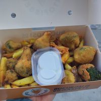 Breaded broccoli with vegan mayonnaise at Cartofisserie in Bucharest