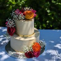  at Elegant Cakes in Bothell