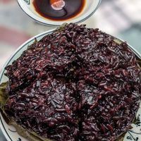 Organic brown rice banh chung at Tam Coc Ngo Dong Homestay and Vegan Restaurant in Ninh Binh