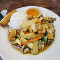 Vegetable lunch special at Thai Racha in New Braunfels