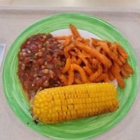 corncob with sweet potato fries and vegetable relish at Mensa UniCampus Magdeburg in Magdeburg