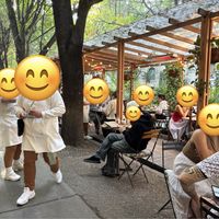 Outdoor seating area  at Pandaria Rosetta in Mexico City