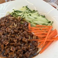 Zhajiang Mian  at Water Drop Teahouse 滴水坊 in Northeast Singapore