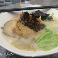 fish head noodles at Water Drop Teahouse 滴水坊 in Northeast Singapore