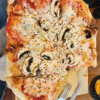 Vegetarian pizza mushroom and gorgonzola at Pizzeria La Pinsa in Holbox