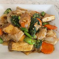 Pad see iew  at Araya's Place in Bellevue