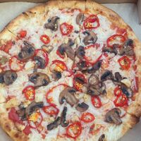 Vegan Pizza at Sky High Pie in Joshua Tree