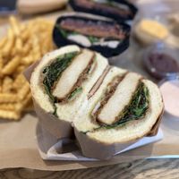 Chicken burger  #Veganuary at Vbb House in Paris