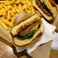 Spicy burger at Vbb House in Paris