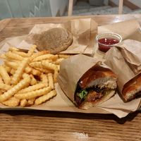 Mexicano sandwich with fries and peanut butter cookie at Vbb House in Paris