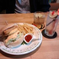 burger at PP 99 Cafe in Taipei