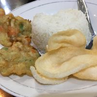 Plain rice and fried veg with crispy thingis  at I Love Vegetarian Food - De Ra Sa in Tuban