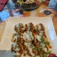 Mushroom dumplings and tikka bowl at Starlet Kempten in Kempten