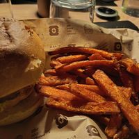 Hamburger at Impact Food in Rome