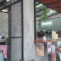 You can see clearly what is happening in the kitchen at Go Healthy in Koh Phangan