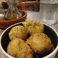 Buñuelos de brocoli at All Negre in Montardit De Baix