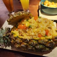 fried rice in pineapple at Hồi in Ha Long