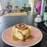 Rol de Canela - Cinnamon Roll at Arista Barista Cafe in Merida