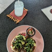 Molletes & Lemonade 🥑 🍋 at Arista Barista Cafe in Merida
