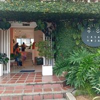🖤💜❤️ at Casa Hoja in Pereira