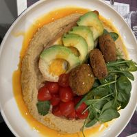 Piatto Brunch hummus, crostone con avocado, falafel   at Keik in Modena