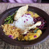 Veg curry and rice at The White Rabbit  in Ella