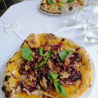 Vegana e Regina vegana at Milli Eat&Drink in Trento