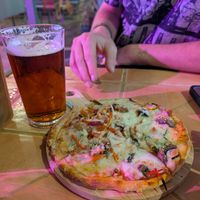 Small 'za at La Fortuna Pub in La Fortuna