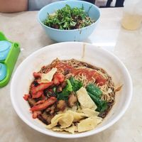 Wan Tan Mee (foreground) and veg minced meat mee (background) at Shui Xian Su Shi Yuan in Malacca