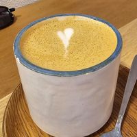 Plant milk flat white at Ringo Banana  in Sevilla