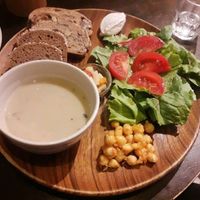 천연효모빵과 현미야채스프 플레이트 at Cafe Sukkara - 수카라 in Seoul