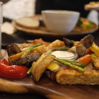 Tempeh/Veg Platter at Cafe Sukkara - 수카라 in Seoul