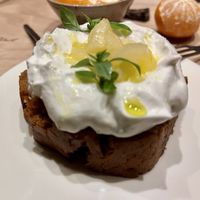 Apple cinnamon Olive oil cakee  at and/or  in Antwerpen